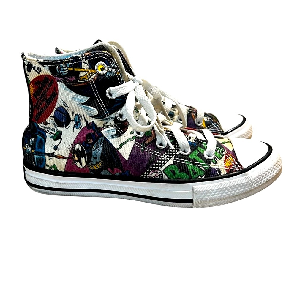 DC Comics Batman Converse - Youth Size 2 Comic Strip Print Rare 367307C